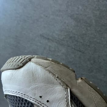 Adidas Ayakkabım Kısa Sürede Yırtıldı, İade Ve Değişim Talebi