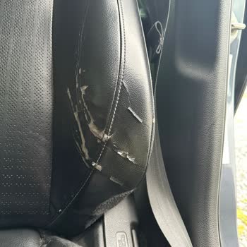 Erken Malzeme Yorgunluğu Nedeniyle Honda Civic Koltuk Döşemesinin Ücretsiz Değişimi Talebi