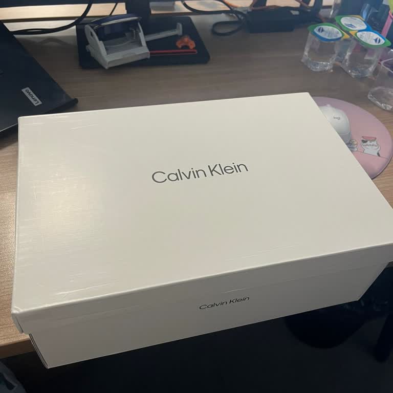 Calvin Klein Ayakkabısında Koruyucu Poşet Eksikliği