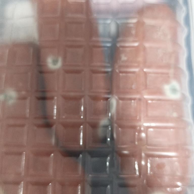 Açılmamış Sucuk Paketi Çürüdü Ve İade Talebim Reddedildi