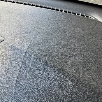 Konsol Üstündeki Airbag Çatlağı İçin Ücretsiz Değişim Talebi