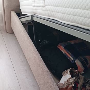 Baza Kapanırken Yamulması Ve Ücretsiz Onarım Talebi