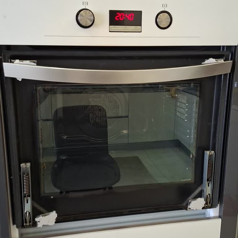 Teka Ankastre Fırının Dış Camı Patladı, Yedek Parça Temin Edilemiyor