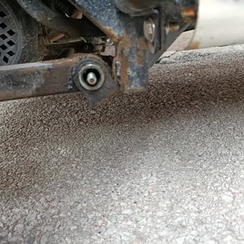 Arora Derya XLT48 Üç Tekerlekli Motorun Makas Kulağında Sürekli Kırılma Ve Kalitesiz Ürün Şikayeti