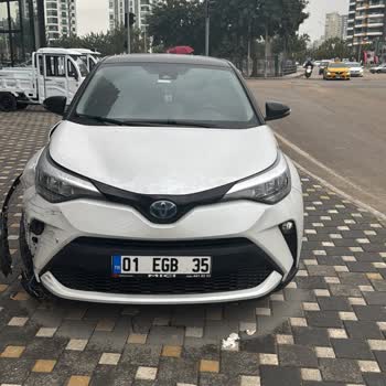 Toyota Yetkili Serviste Uzun Süreli Onarım Gecikmesi Ve Yardım Eksikliği