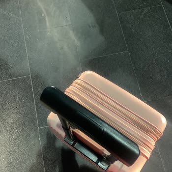 Balıkesir Uludağ Turizm'de Kırılan Valiz Ve Kaba Personel Davranışı