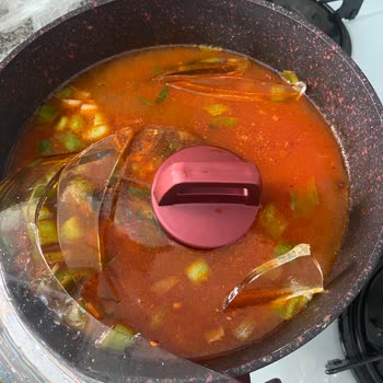 Bambum Cam Kapak Patlaması Güvenlik Riski ve Acil Değişim İsteği