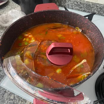 Bambum Cam Kapak Patlaması Güvenlik Riski ve Acil Değişim İsteği