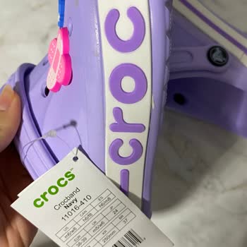 Instagram'dan Alınan Crocs Terlikte Kalite Sorunu Ve İade Engeli