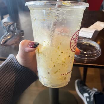 Buz Dolu Gofrik Ice Latte’da Az İçerik Ve Ücret Performans Hayal Kırıklığı