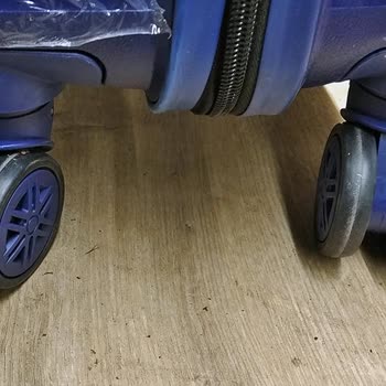 Victorinox / Wenger Valizde 4 Tekerlek Sorunu Ve Çözüm Eksikliği