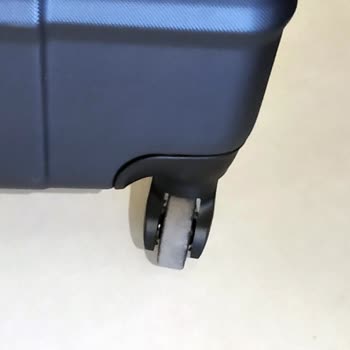 Victorinox / Wenger Valizde 4 Tekerlek Sorunu Ve Çözüm Eksikliği