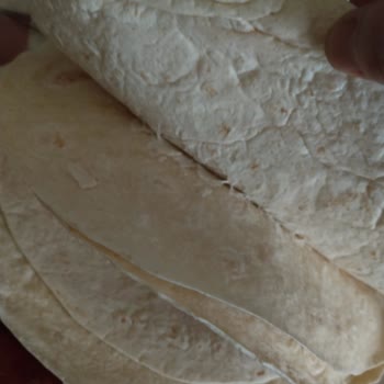 A101 Kapıda Üretim Hatası Nedeniyle Lavaş Paketi Ayıplı, İade Reddi