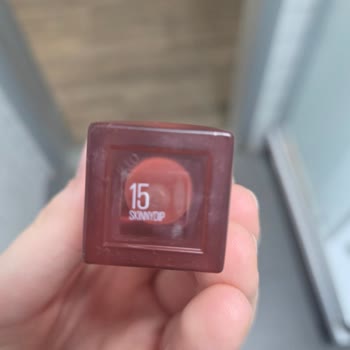 Maybelline Rujunda Alerjik Reaksiyon Ve Şiddetli Ağız Ağrısı