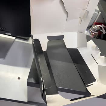 Sıfır Aldığım Oyun Kontrolcüsü İlk Kullanımda Arızalı Ve Servis Tarafından Paramparça Geri Verildi