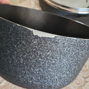 Madame Coco Granit Tencere Setinde Kaplama Soyulması Ve Değişim Talebi