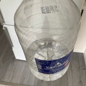 Yosunlu Su Şişesinde Hamilelikte Sağlık Endişesi