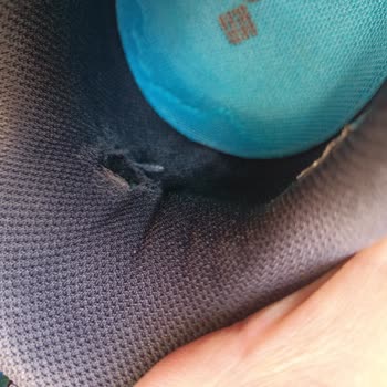 Kısa Sürede İç Topukta Delik Ve Deformasyon, Garanti Süresi Gerekçesiyle Çözüm Reddedildi