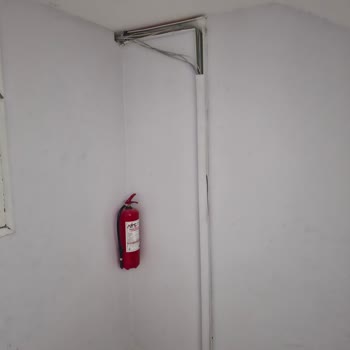 Turkcell Sezginer'in Apartman Kablo Kanallarını Kırması Ve Onarım Yapmaması