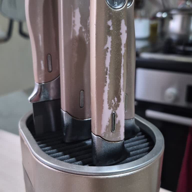 Bıçak Seti Soyulması Ve Çözüm Sunulmaması