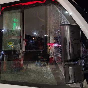 Petrol Ofisi Otomatik Yıkama Makinesinin Arızası Cam Patlamasına Yol Açtı