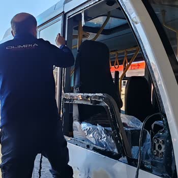 Petrol Ofisi Otomatik Yıkama Makinesinin Arızası Cam Patlamasına Yol Açtı