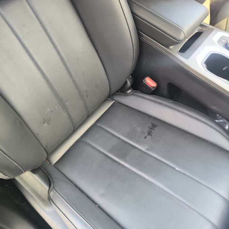 Balans Ayarı Yapılmadı, Aracım Kirli Teslim Edildi Ve Personel Agresif Davrandı