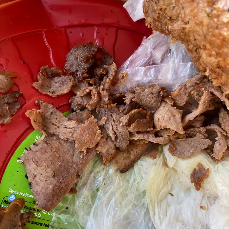 Migros’tan Aldığım Dönerde Bozulmuş Et Kokusu Ve Sağlık Endişesi