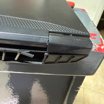 Monster Servis Gecikmesi Ve Kırık Dizüstü Bilgisayar Teslimatı