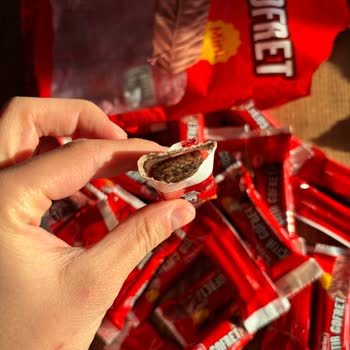 Torku Çıtır Gofret Mini Ürününde Toz Gofret Ve Açık Çikolata Sorunu