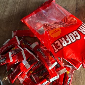 Torku Çıtır Gofret Mini Ürününde Toz Gofret Ve Açık Çikolata Sorunu