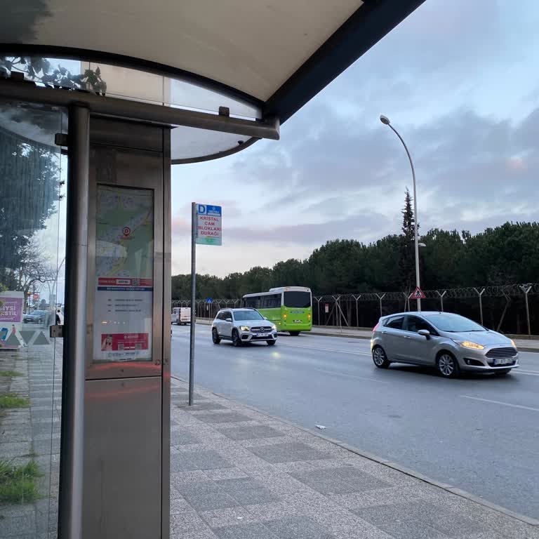 Kocaeli Belediye Otobüs Şoförünün Yolcuyu Almayı Reddetmesi Ve Ramazan’da İftar Mağduriyeti