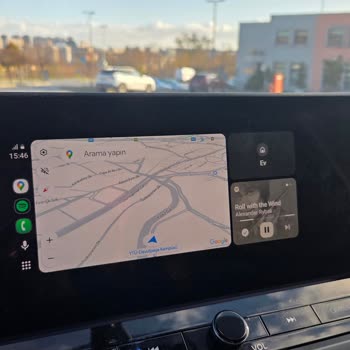 Nissan Qashqai Multimedya Ekranı Ve Ön Sağ Cam Arızasında Garanti Sürecinin Uzaması