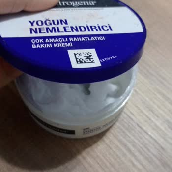 Neutrogena Yoğun Nemlendirici Kremde Cilt Tahrişi Ve Ürün Değişimi Talebi