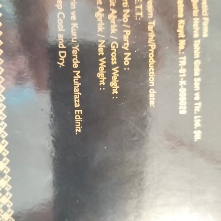 Yeni Uğur Cezerye'de Çıkan Taş Parçası Ve Eksik Ambalaj Bilgileri