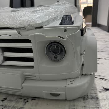 Kırık Akülü Araba Teslimatı Ve Geri Gönderim Sorunu: Hızlı Değişim İsteği