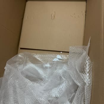 Kırık Akülü Araba Teslimatı Ve Geri Gönderim Sorunu: Hızlı Değişim İsteği