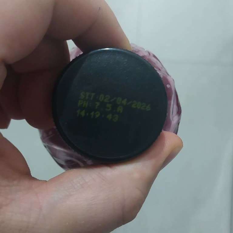 Uzun Son Kullanma Tarihli Bozuk Nar Suyu Sağlık Ve Güven Endişesi