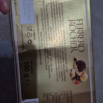 Ferrero Rocher Çikolatasında Canlı Böcek Ve Sağlık Riski