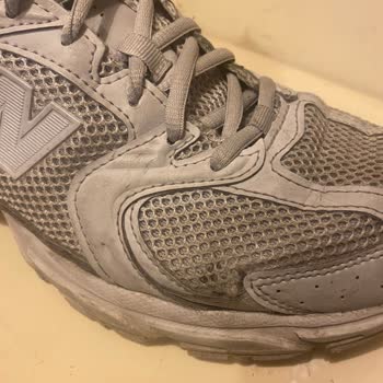 New Balance Ayakkabısının File Kısmının 4 Ayda Sökülmesi