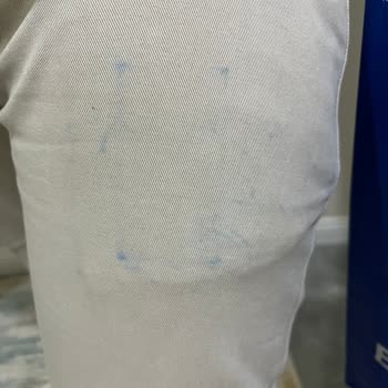 Mavi Poşetin Pantolona Boya Bırakması Ve Sorumluluk Talebi