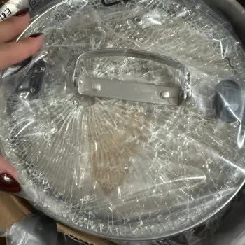 Karaca’dan Gelen Çizik Ve Kırık Tencere Setleri, Zorunlu Kargo İade Süreci