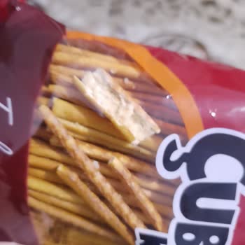 Torku Çubuk Krakerde Aşırı Tuz, Bayat Tat Ve Yapışık Sorunu