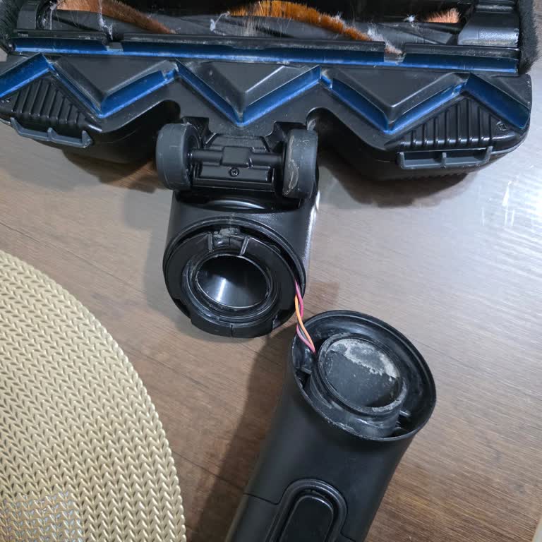 Philips Süpürge Başlığı Kırıldı, Garanti Kapsamında Ücretsiz Değişim Talebi