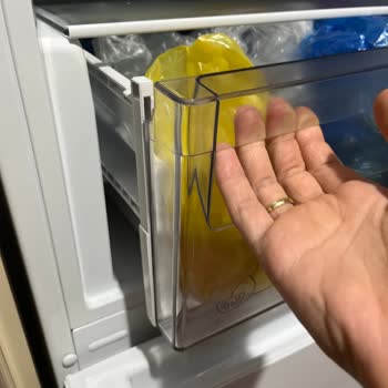 Arçelik Buzdolabının Sebzelik Çekmecesi Üretim Hatası Nedeniyle Kırıldı Ve Ücretsiz Değişim İstiyor