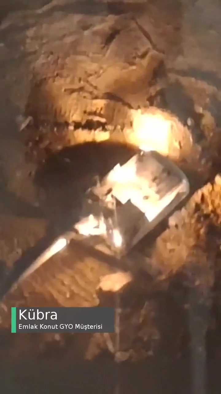 Emlak Konut GYO Uyutmayan İnşaat Çalışması videonun kapak resmi