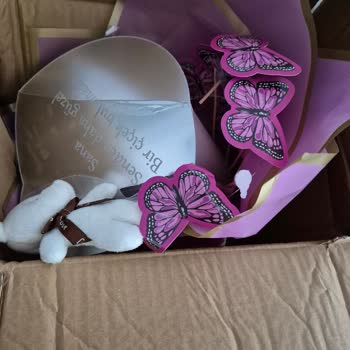 Trendyol Zemtigo Cam Çiçek Buketi Kırık Ve Özensiz Paketlenmiş İade Talebi