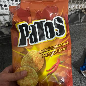 BİM Patos Hot Spice Cips Paketi İçinde Ölü Fare Benzeri Kirli Madde