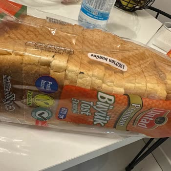 Kibrit Market 2 Şubesinde Premium Tost Ekmeğinde Yabancı Madde Tespit Edildi
