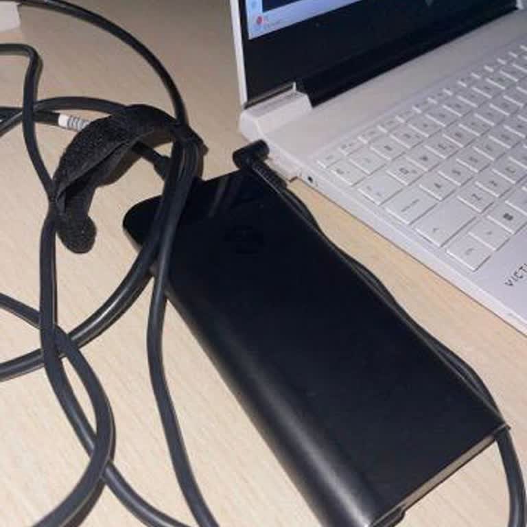 HP Victus 15 FB Şarj Sorunu Ve Acil Yardım Talebi